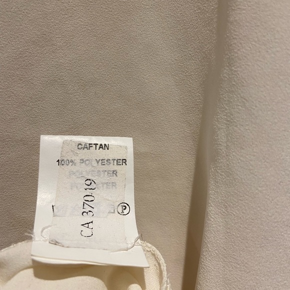 « Vie ta vie » Worn once Semi-sheer tunic with shiny plunging V-neck in France - Picture 11 of 15